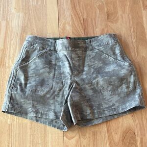 Women's Camouflage Shorts